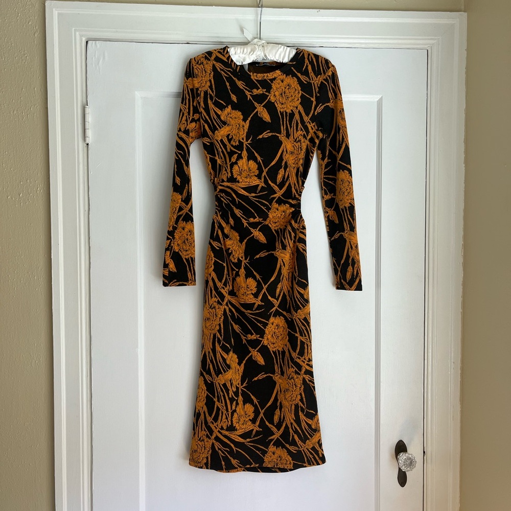 Zara side cut out hourglass midi dress XS